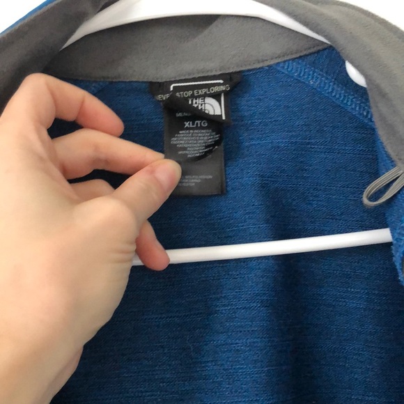 North Face jacket - Picture 2 of 6